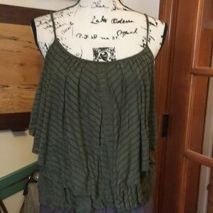 Free People Summer Top. Several Layers.